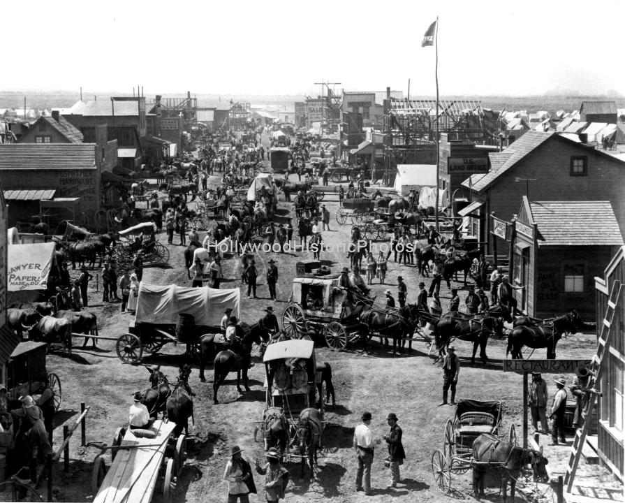 Encino 1931 RKO Ranch Filming Cimarron starring Richard Dix & Irene Dunne copy.jpg